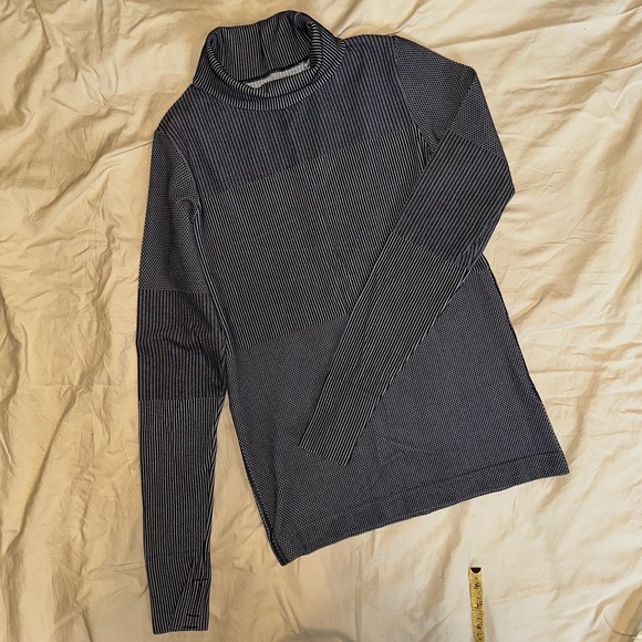 Athleta Stretchy Base Layer - Picture 1 of 10